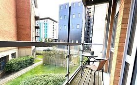 2 Bed Ensuite With Balcony And Free Onsite Secure Parking