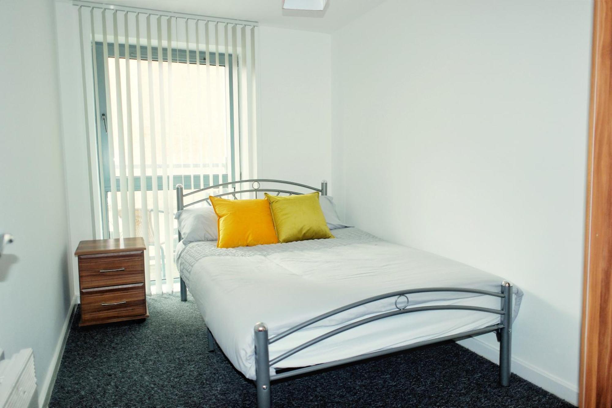 2 Bed Ensuite With Balcony And Free Onsite Secure Parking Manchester Exterior photo